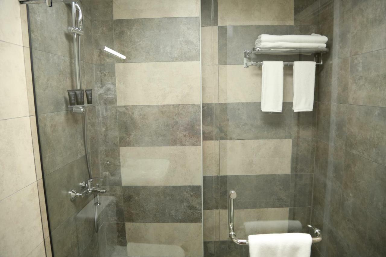 Uptown Hotel Apartment Fujairah By Gewan Esterno foto