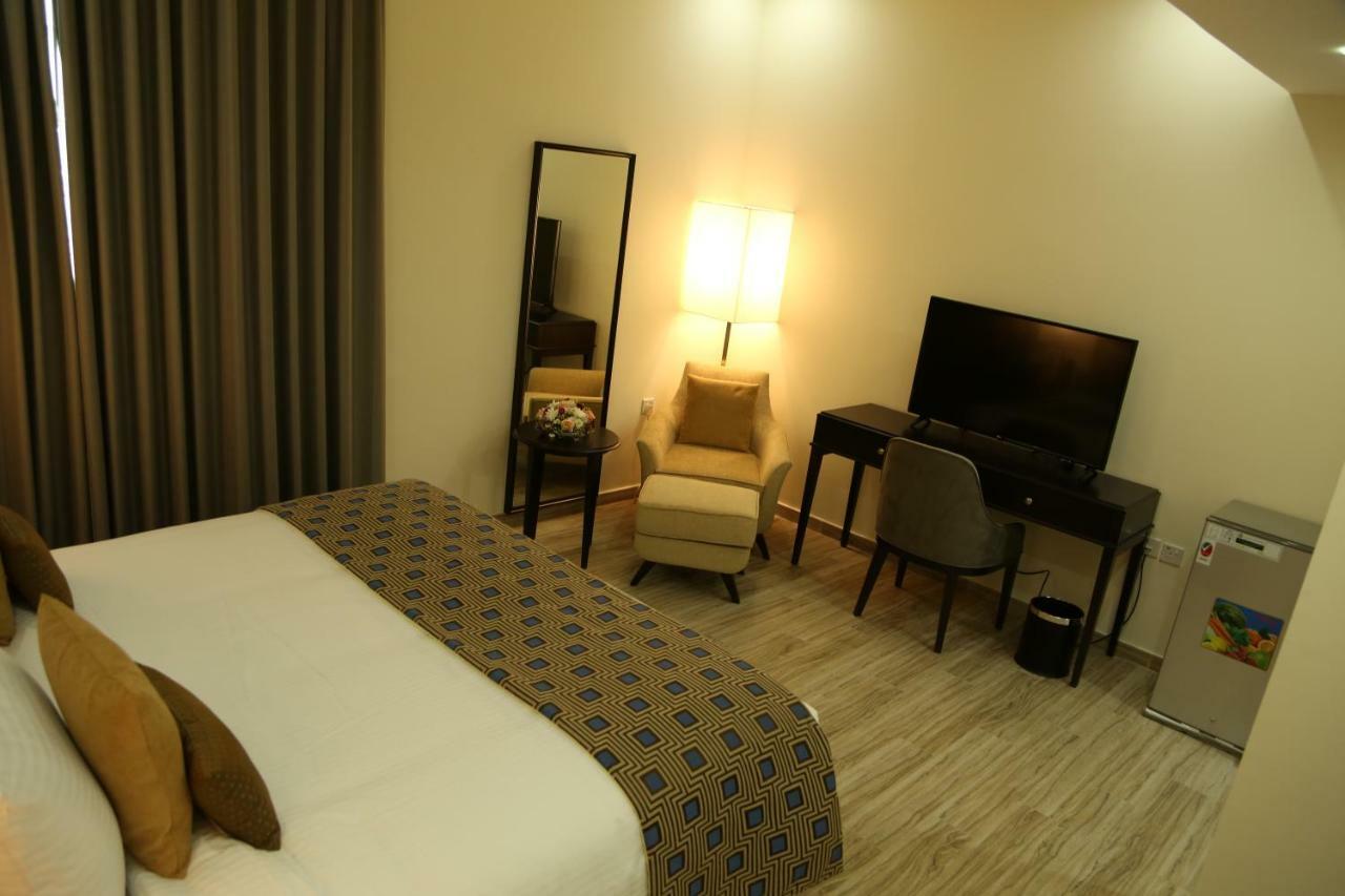 Uptown Hotel Apartment Fujairah By Gewan Esterno foto