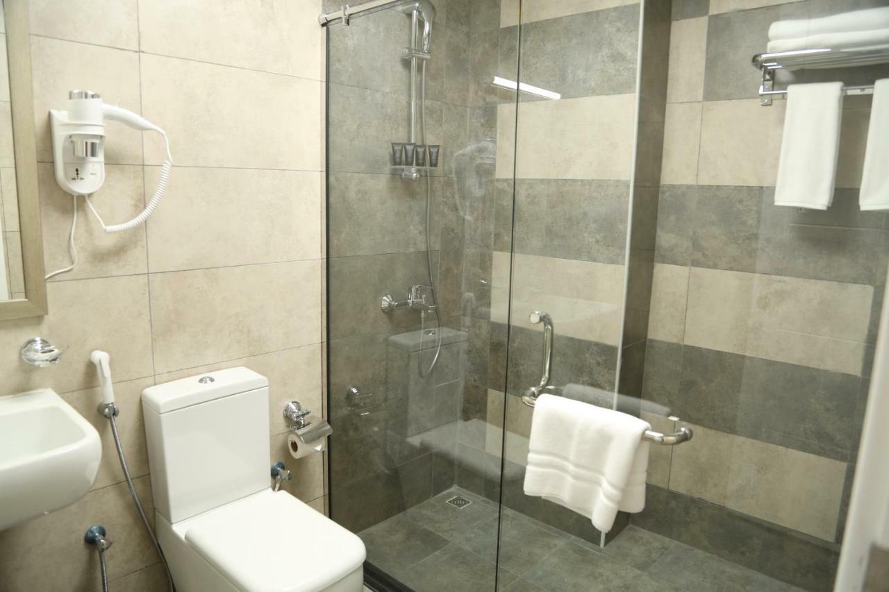 Uptown Hotel Apartment Fujairah By Gewan Esterno foto